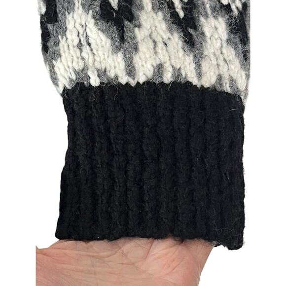 J. Crew Cardigan Sz Small Cropped Fair Isle Chunky Black Gray Wool Angora Blend - Picture 6 of 8